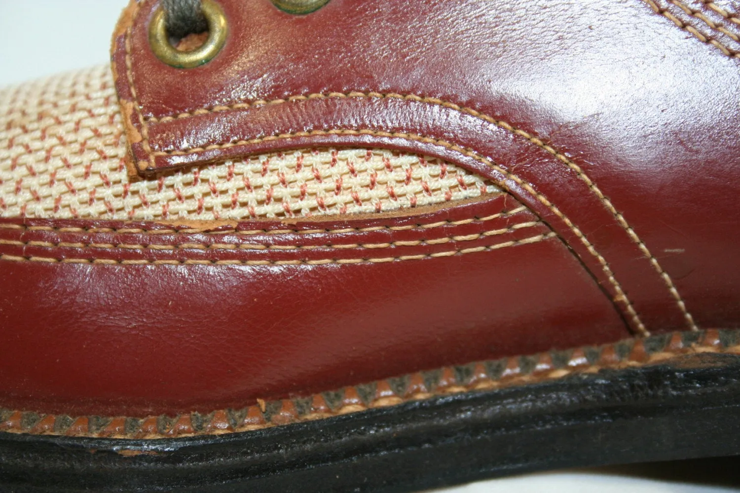 Boys Size 12 Oxford Style Shoes - Authentic 1940s Brown Leather Two Tone 40s Oxfords - Swing Era - Childs Boy's Character Shoes - 41667-2