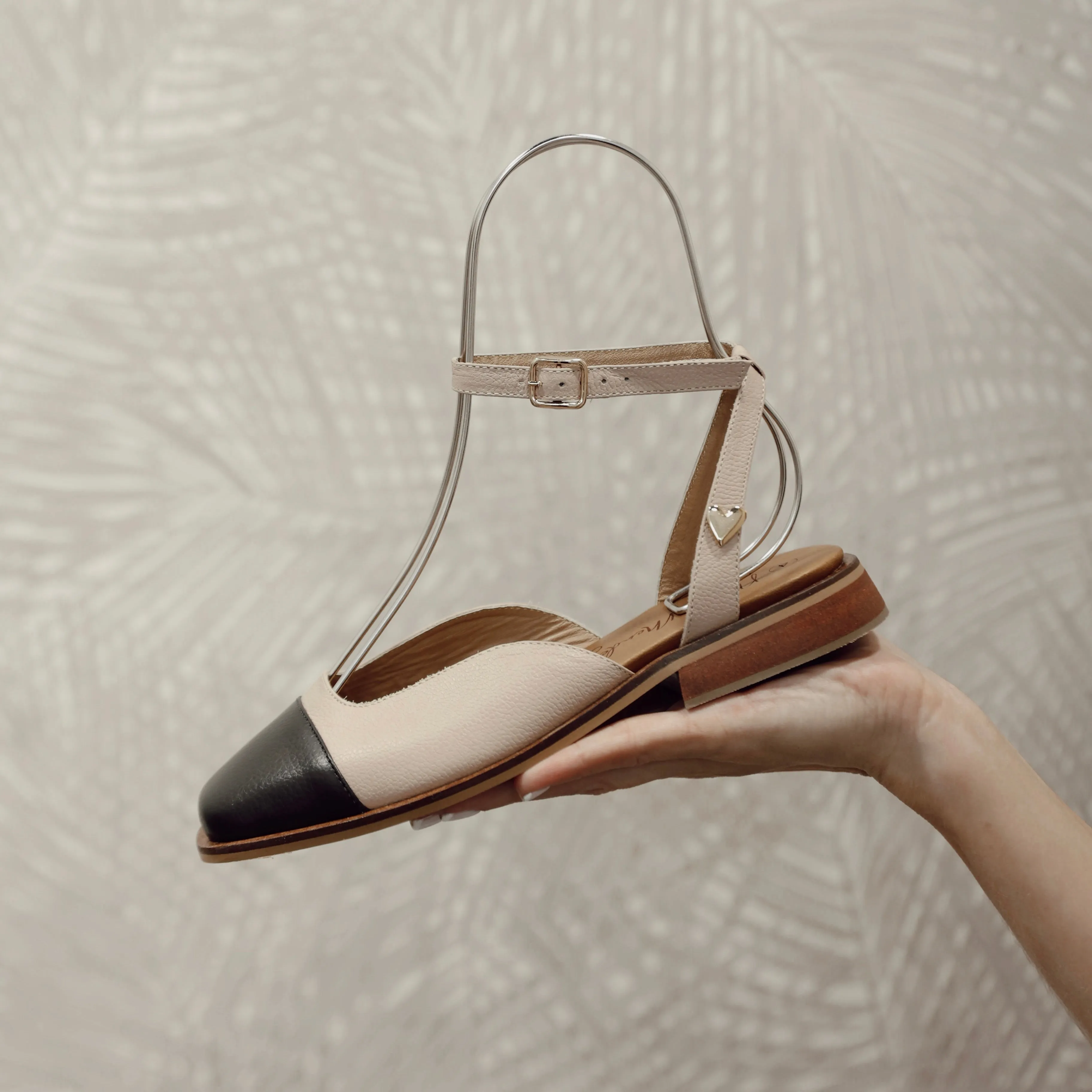 Madeline Flats - Nude & Black