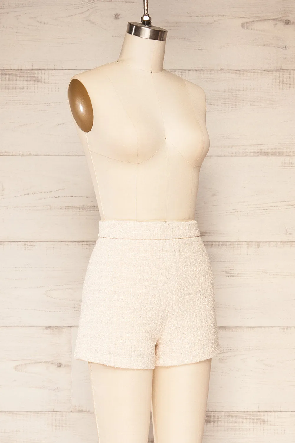 Melvin | High-Waisted Cream Shorts