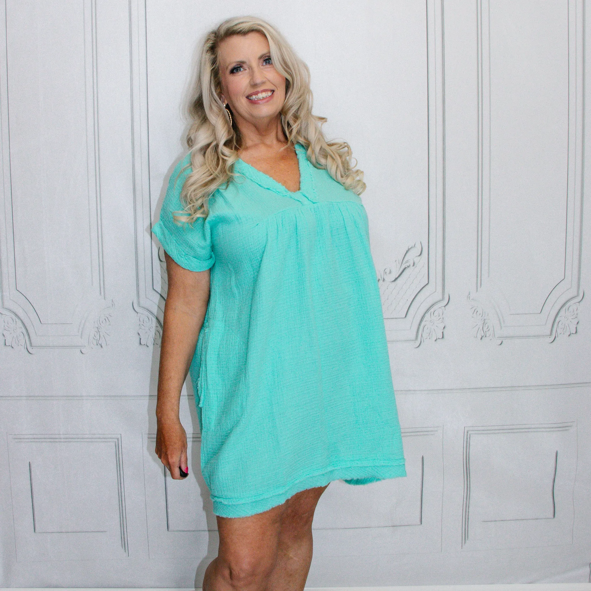 MINT DOUBLE GAUZE RAW EDGE V-NECK DRESS