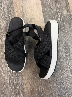 Sandals Flats By Ugg  Size: 8