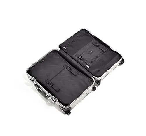 Zero Halliburton Geo Aluminum 3.0 Carry On 4-Wheel Spinner Luggage in Black