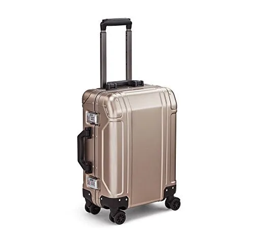 Zero Halliburton Geo Aluminum 3.0 Carry On 4-Wheel Spinner Luggage in Black